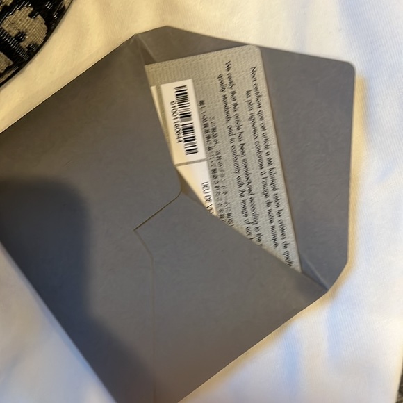 SOLD Dior oblique saddle bag excellent like new condition with box dust and card - Picture 8 of 10